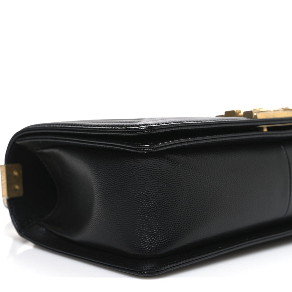 Caviar Quilted Medium Boy Flap Black