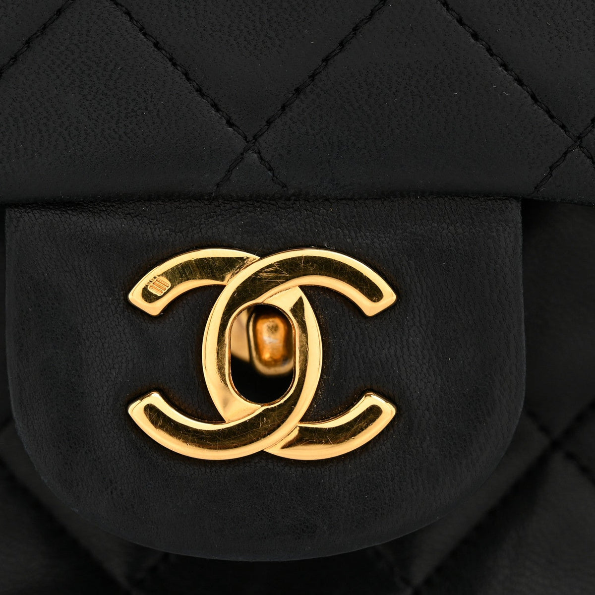 Lambskin Quilted Medium Double Flap Black