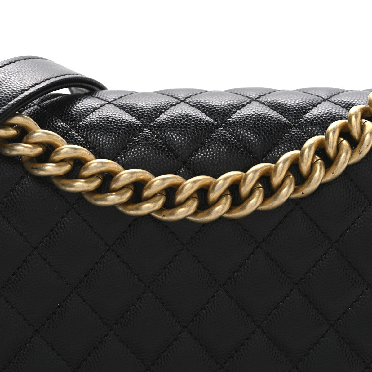 Caviar Quilted Medium Boy Flap Black
