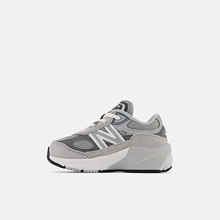 FuelCell 990v6 Lace - New Balance